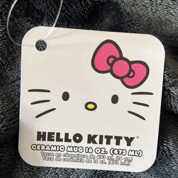NWT - Hello Kitty Happy Holiday Mugs - Picture 5 of 7